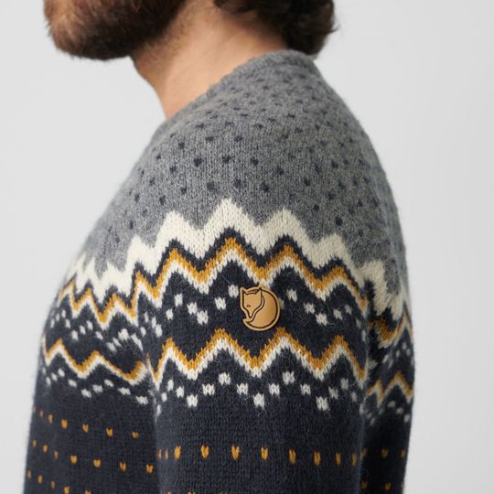 Vik knit sweater m top